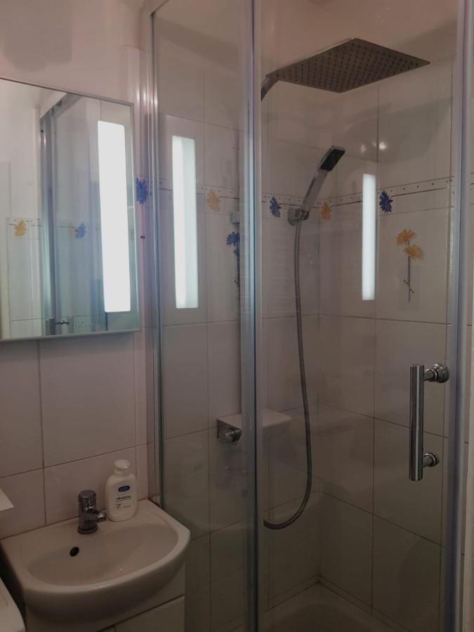 Apartament Plac Trzech Krzyzy Warsaw Ngoại thất bức ảnh